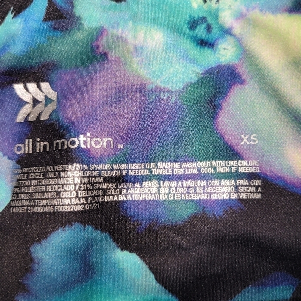 All In Motion Cropped Leggings - Picture 5 of 6